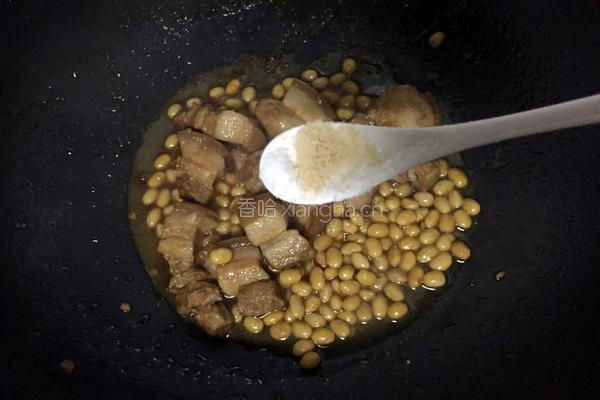 黄豆炖五花肉的做法图解8