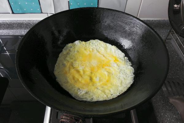 奶香鸡翅咖喱蛋包饭的做法图解3