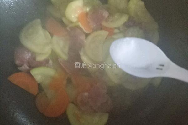 辣肠炒角瓜的做法图解6