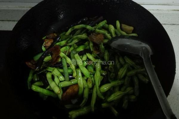 肉焖豆角的做法图解6