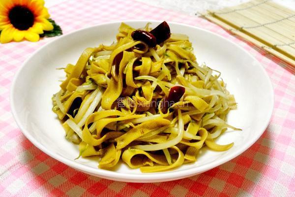 干豆腐炒豆芽