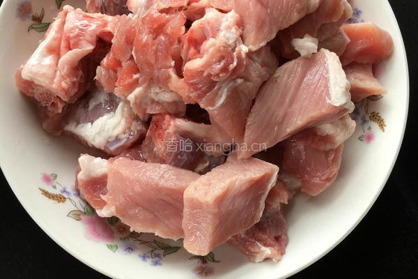上央视之猪肉-红烧排骨的做法图解1
