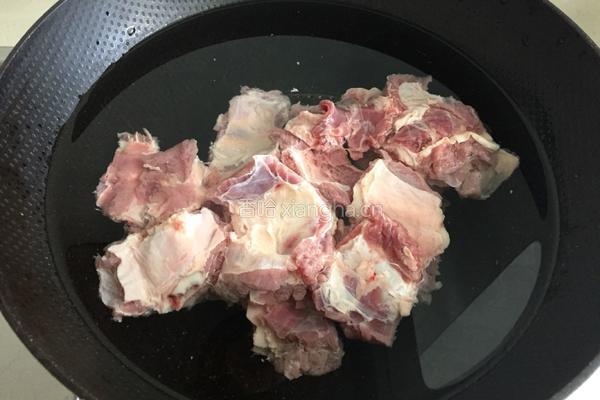 牛排萝卜汤的做法图解3