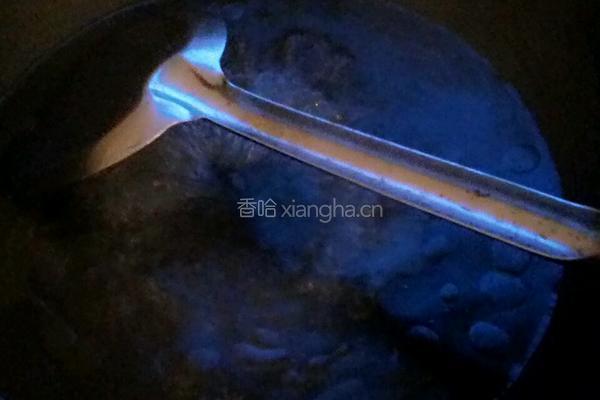 润肠豌豆叶鸡蛋汤的做法图解2