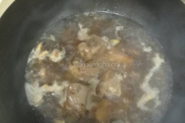 排骨玉米汤的做法图解3