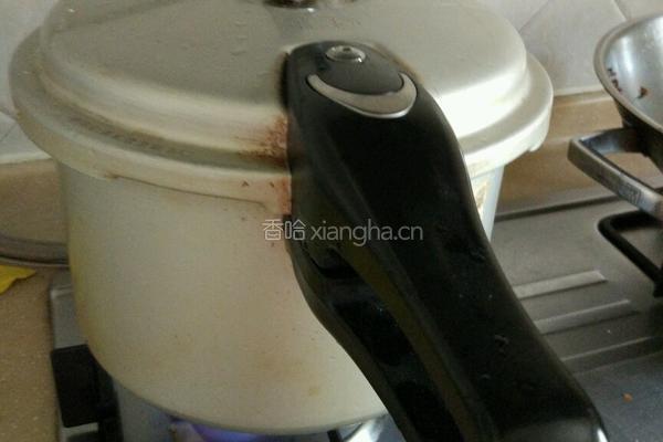 梅干菜扣肉的做法图解12