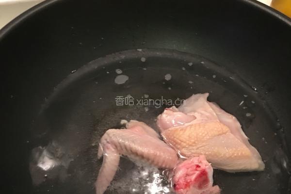 鲍鱼仔鸡汤的做法图解4