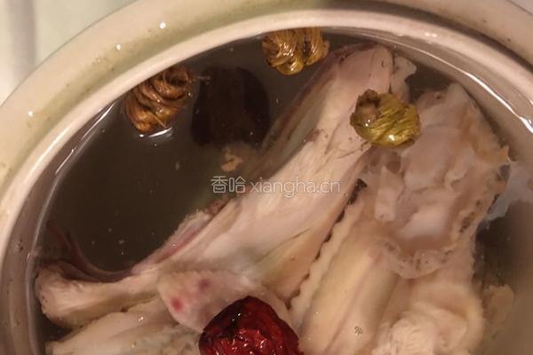鲍鱼仔鸡汤的做法图解8