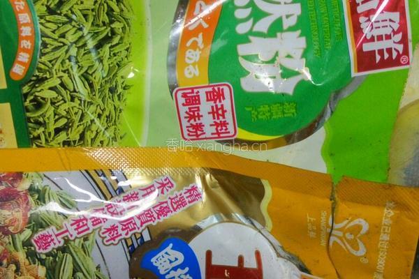 孜然牛板筋的做法图解2