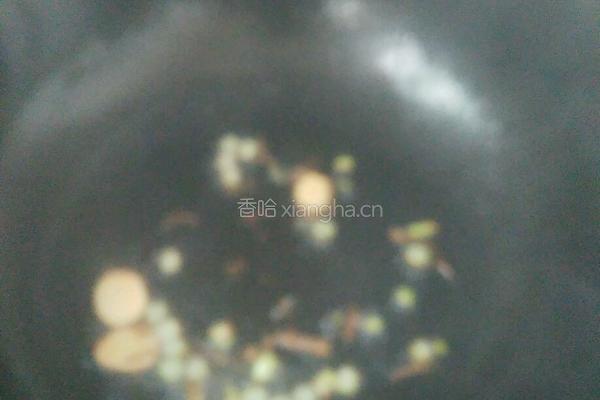 油豆角炖排骨的做法图解3