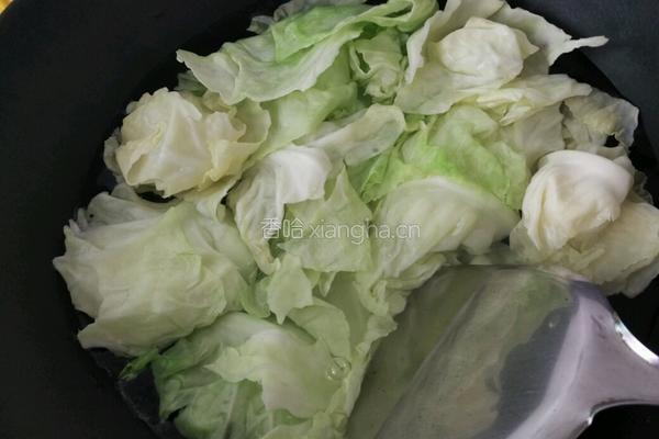 猪肉白菜粉条包子的做法图解6
