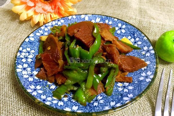 牛肉炒青椒的做法图解5