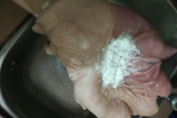 清炖猪肚汤的做法图解2