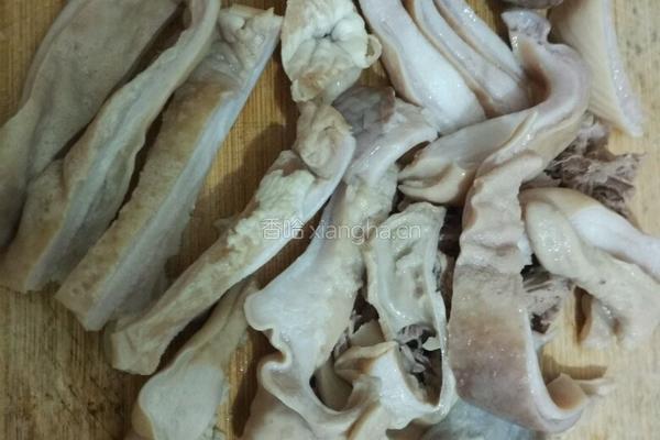 莲子炖猪肚的做法图解10