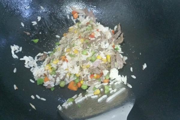黑椒牛柳焗饭的做法图解7