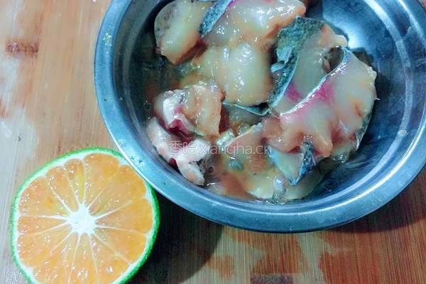 片片鱼葱油面的做法图解2