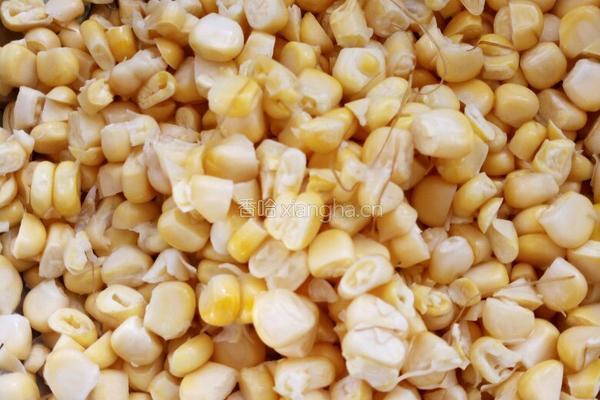 黄金玉米饼的做法图解1