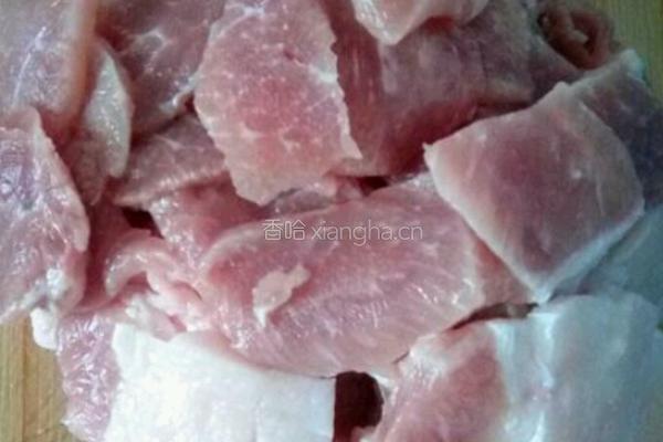 四川粉蒸肉的做法图解1