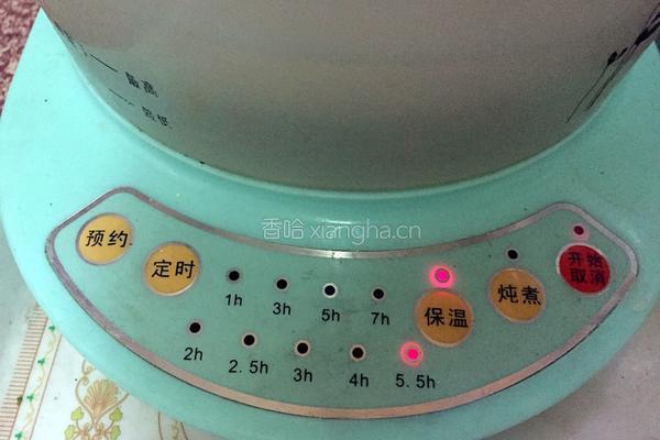 海底椰花胶乌鸡汤的做法图解6