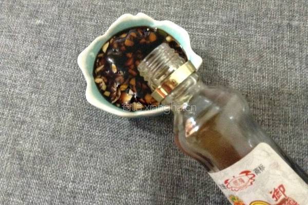 蒜汁拌内酯豆腐的做法图解5