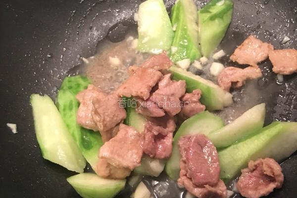肉片丝瓜的做法图解7