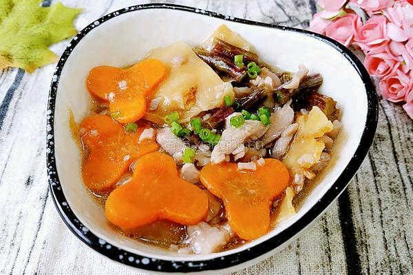石斛花旗参炖瘦肉
