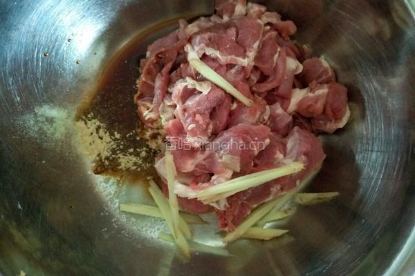 蒜爆羊肉的做法图解3