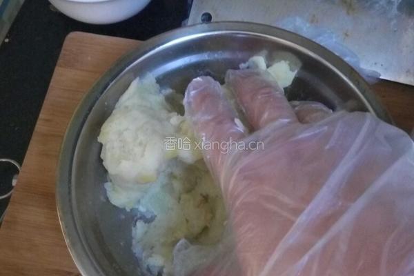 炸虾球的做法图解3