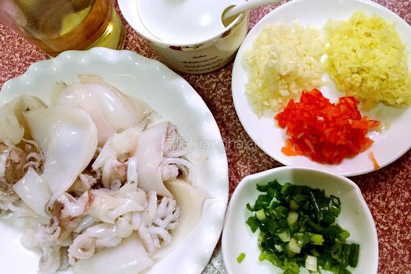 清蒸乌贼的做法图解1