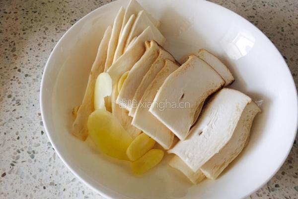 油煎杏鲍菇的做法图解1
