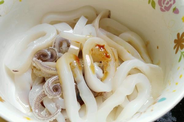 沙爹鲜鱿的做法图解4