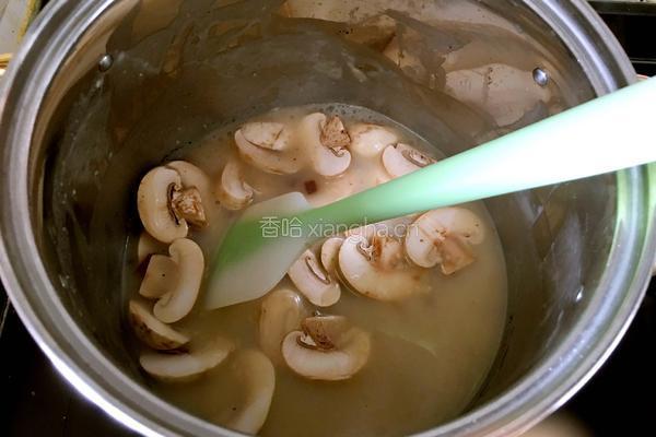 奶油蘑菇汤的做法图解8