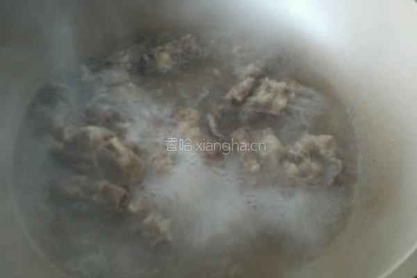 凉拌芹菜牛肉卷的做法图解3