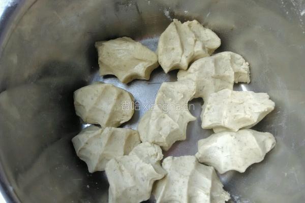 带皮绿豆饼的做法图解8