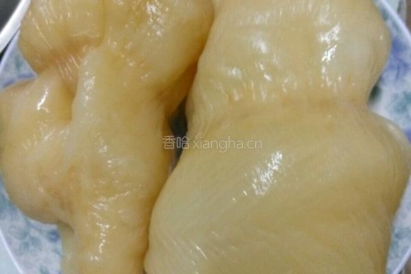 排骨花胶乌鸡汤的做法图解7