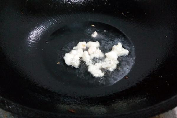 开洋葱油拌面的做法图解3