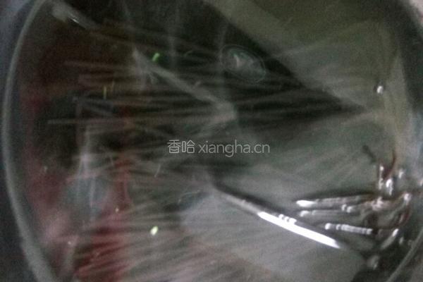 珍选捞汁蕨菜的做法图解4