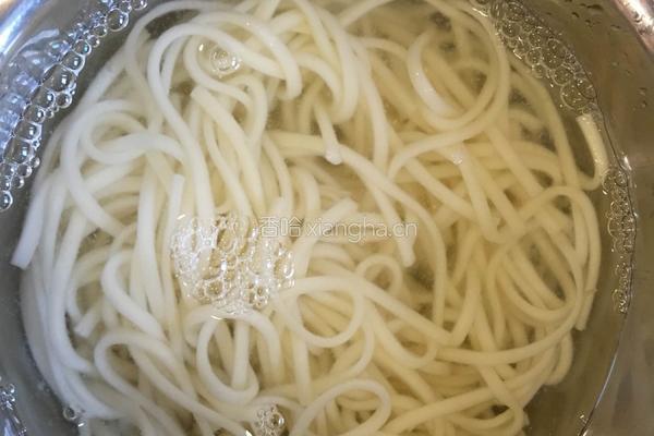 茄子豆角面的做法图解12