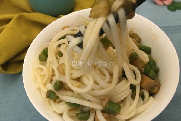 茄子豆角面的做法图解14