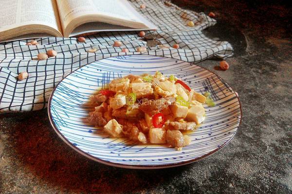 五花肉烧豆腐的做法图解6