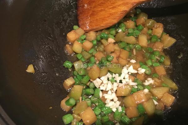 茄子豆角面的做法图解9