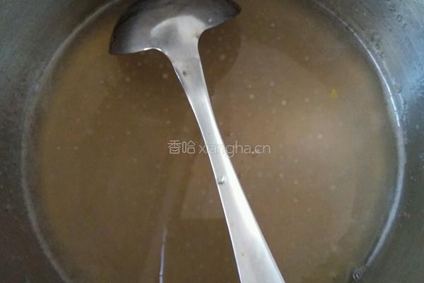 椰汁芋圆西米露的做法图解2