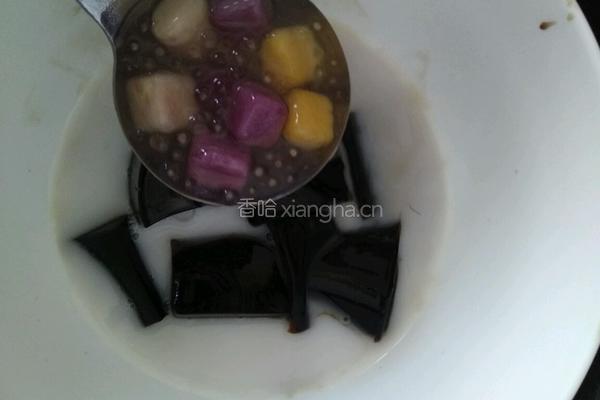 椰汁芋圆西米露的做法图解5