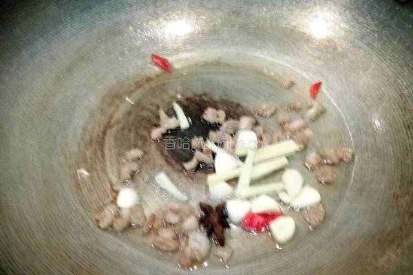 芋头炖肉的做法图解6