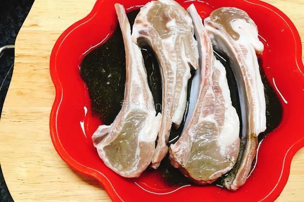 法式烤羊排的做法图解3