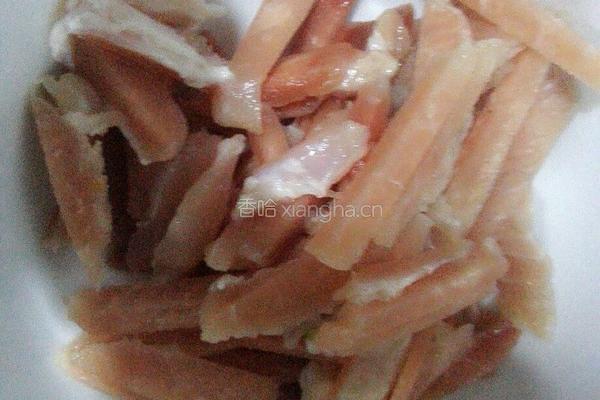 青椒豆腐干炒肉丝的做法图解1
