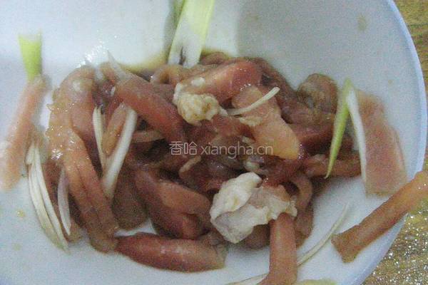 青椒豆腐干炒肉丝的做法图解4