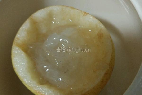 燕窝炖雪梨的做法图解4