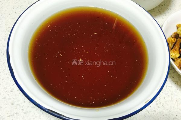 柴鸡炖姬松茸的做法图解5
