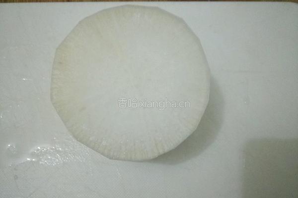 冰糖炖萝卜的做法图解2